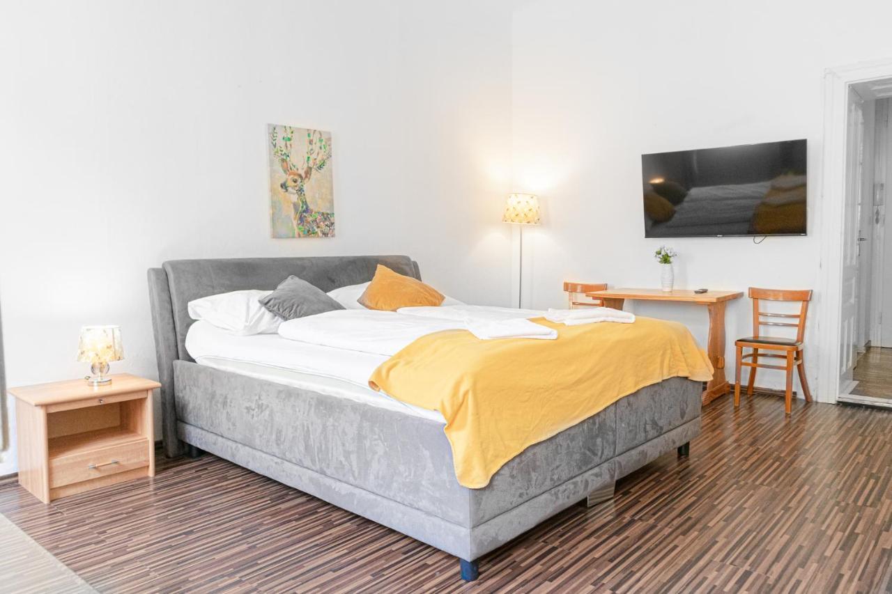 Vivid King Bed - 12 Minutes From Center Viena